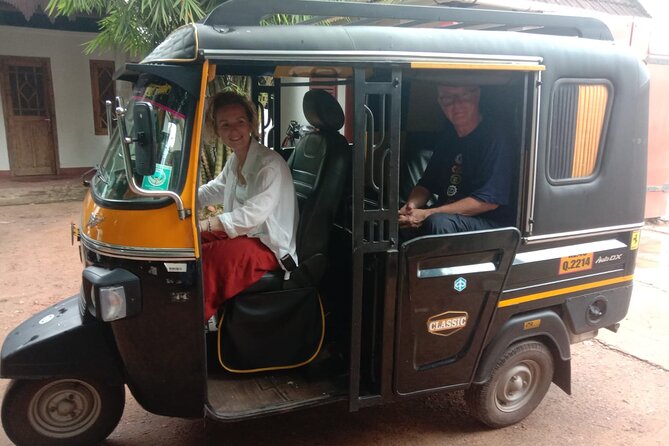 Kochi Tuk-Tuk Tour with Pickup From Cruise Ships - Meeting your tuk-tuk outside the cruise port