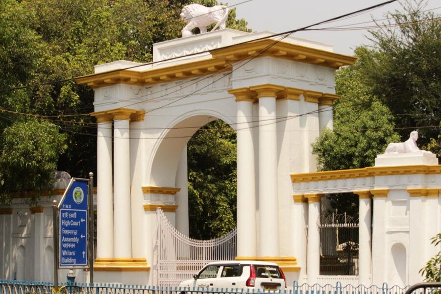 Kolkata: A Sea of Faces and A Thousand Places - B.B.D. Bagh and the Story of Victorian Kolkata