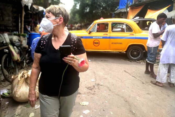 Kolkata Daily - Private Tour with Snacks, Coffee & Bengali Sweets - Why this private day works for first-time visitors