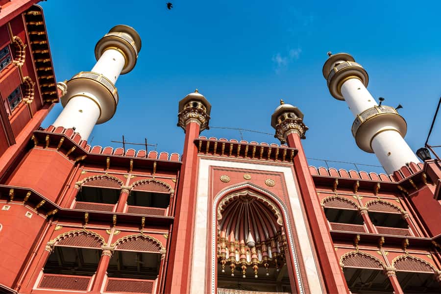 Kolkata: Full-Day Spirituality & Temples Tour - Belur Math offers a calmer finish