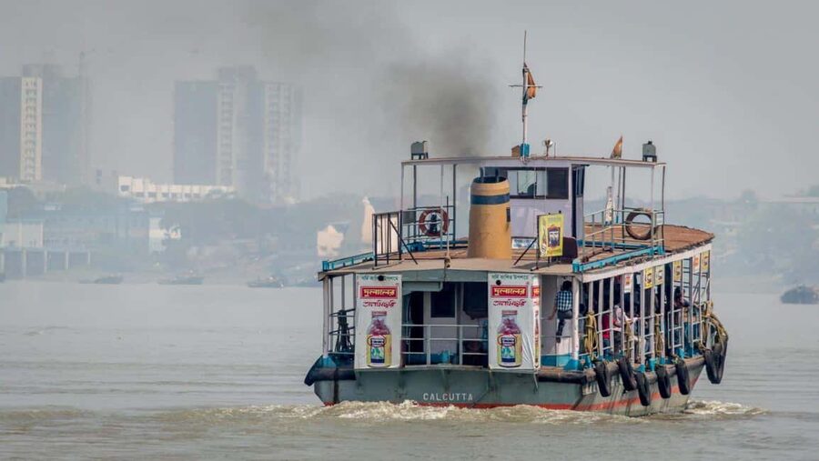 Kolkata: Heritage Walk with Boat Ride and local Transport - Jai Mitra Kali Bari and Kolkata’s darker stories