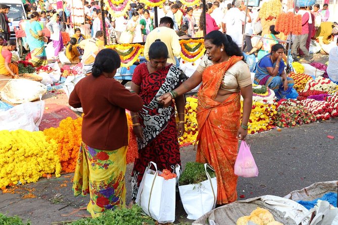 KR Market Photo Walk - Who will enjoy this most