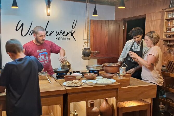 Learn Traditional Kerala Meal in Kumarakom - Choosing vegetarian, fish, or meat dishes