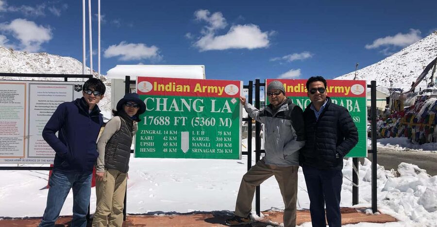 "Leh to Pangong Lake Sameday tour: A Day of Tranquil Wonders - Key points at a glance