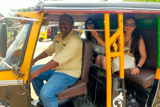 Local Kochi Sightseeing Tuk-Tuk Tour - Fort Kochi Beach and the Dutch Cemetery