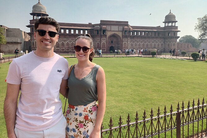 Luxury Same Day Taj Mahal tour From Delhi - All Inclusive - Agra Fort and the Mughal court