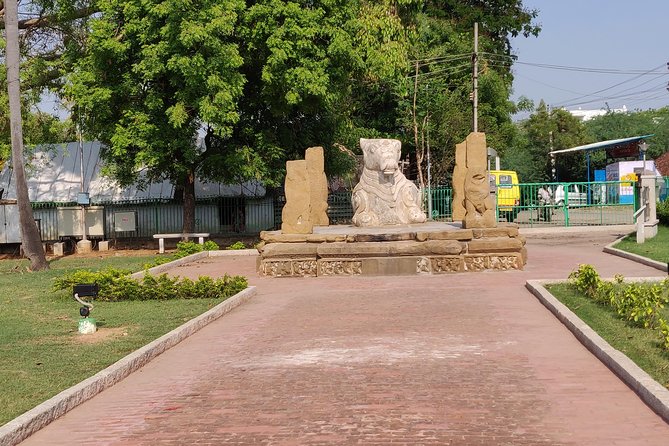 Mahabalipuram and Kanchipuram Day trip from Chennai by Private car with Guide - Pancha Rathas, five temples carved from single rocks