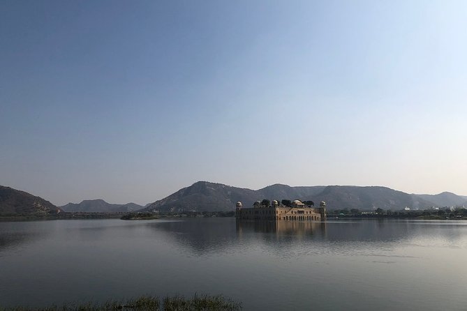 Majestic Jaipur Full-Day Private Guided Tour - Royal Gaitor’s marble cenotaphs