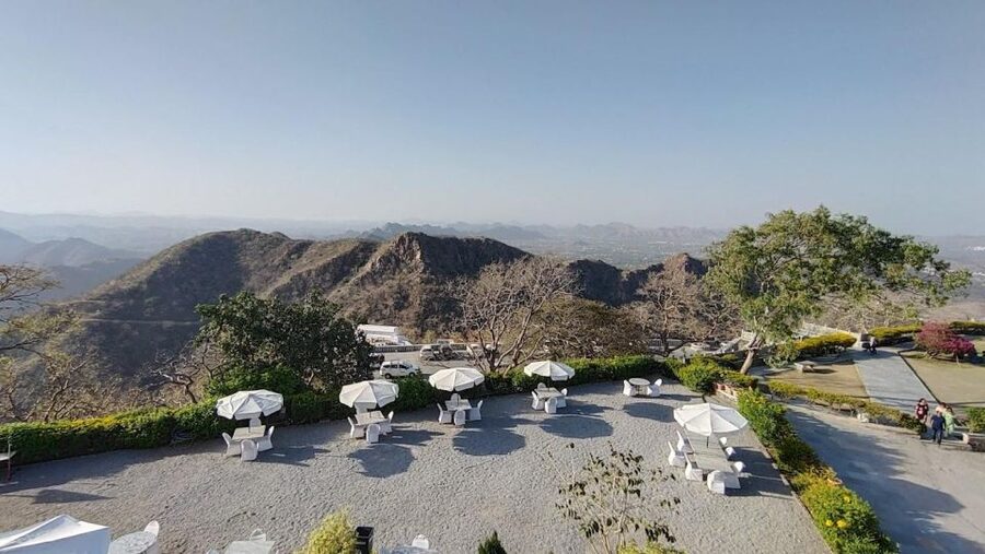 Monsoon Palace (Sajjangarh) E-bike Trail - Key points at a glance