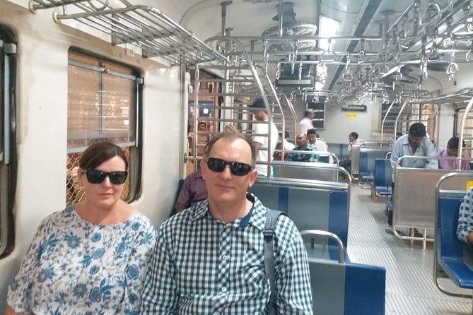 Morning Life of Mumbai's Dabbawalas and Dhobis Tour - What the private format adds
