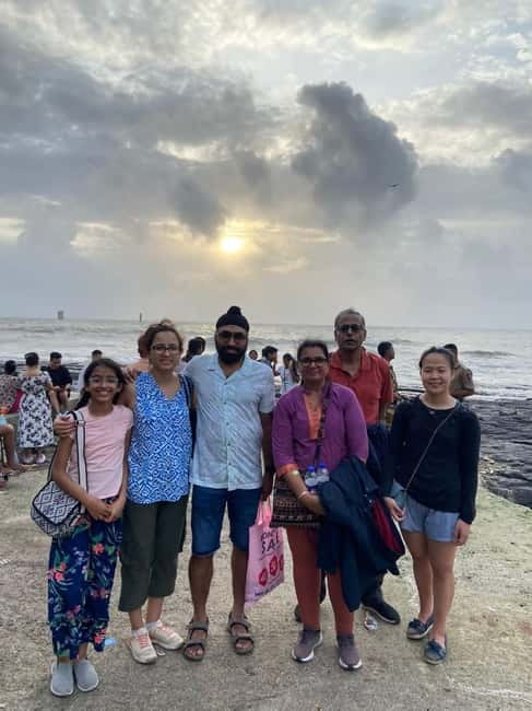 Mumbai: 2-Hour Guided Bandra Walking Tour - Key things to know before booking