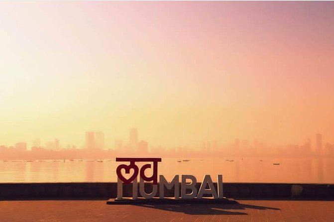 Mumbai After Dark: Private Night Tour with AC Transfers - Why Mumbai after dark works so well