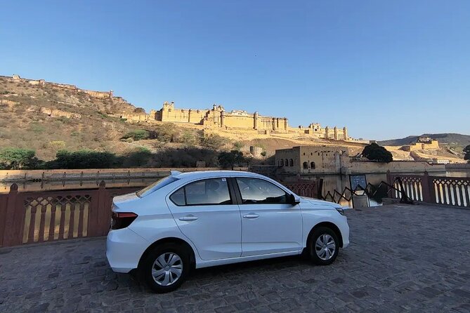 Mumbai Airport to Mumbai Hotels : Private Transfers - The Drivers and Communication