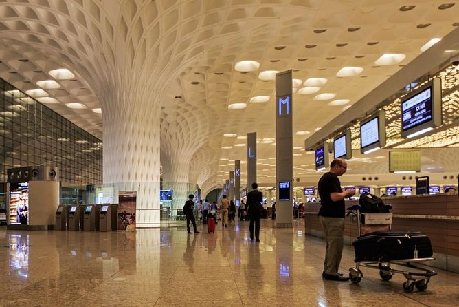 Mumbai Airport Transfer in Private Vehicle - Getting out of Mumbai Airport without the usual fuss