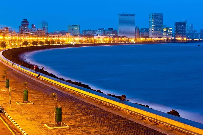Mumbai City of Dreams Tour in Private Vehicle - Three religious sites, three different perspectives