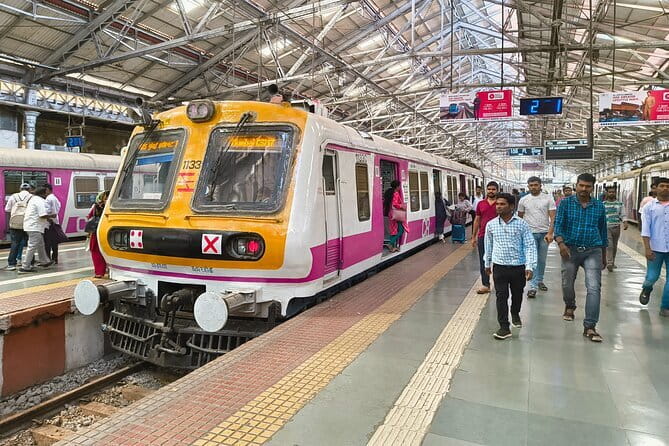 "Mumbai City Sightseeing Tour" - Key points at a glance