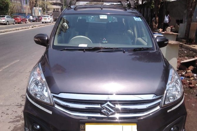 Mumbai City Sightseeing Tour With Expert Driver - University of Mumbai, Oval Cricket Ground, and Bombay High Court
