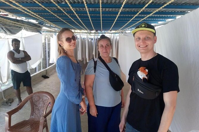 Mumbai City Tour - Chhatrapati Shivaji Terminus and Crawford Market