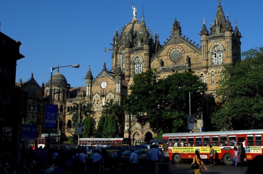 Mumbai: Customizable City Sightseeing Tour with Hotel Pickup - CST, the city’s grand working station