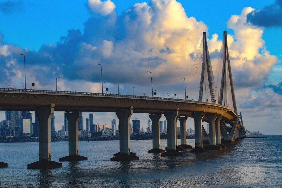 Mumbai: Customizable City Sightseeing Tour with Hotel Pickup - Gateway of India and the Taj Mahal Palace