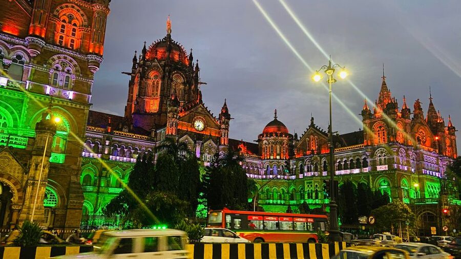 Mumbai: Day & Night City Tours with Multiple Add On Options - What this Mumbai tour is really good at
