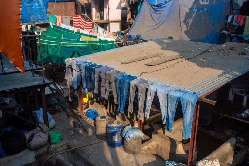 Mumbai: Dharavi Slum and Dhobi Ghat Laundry Tour - Why Dharavi deserves a closer look