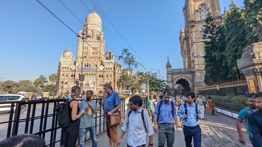 Mumbai: Dharavi Slum, DhobiGhat, and Dabbawallas Tour - Who should book this Mumbai tour?