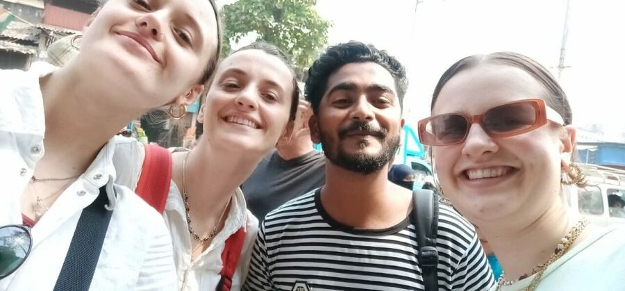 Mumbai: Dharavi Slum Slumdog Millionaire Tour with a Local - Learning how people live, study, and work