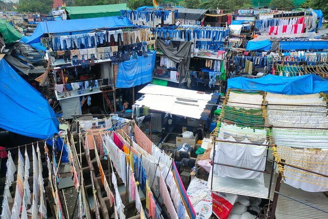 Mumbai: Dhobi Ghat Laundry & Dharavi Slum Tour with a Local - Dhobi Ghat: watching laundry become a city service