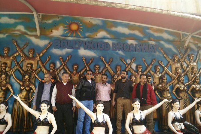 Mumbai Film City and Bollywood Tour with Meal - Starting with private pickup in Mumbai