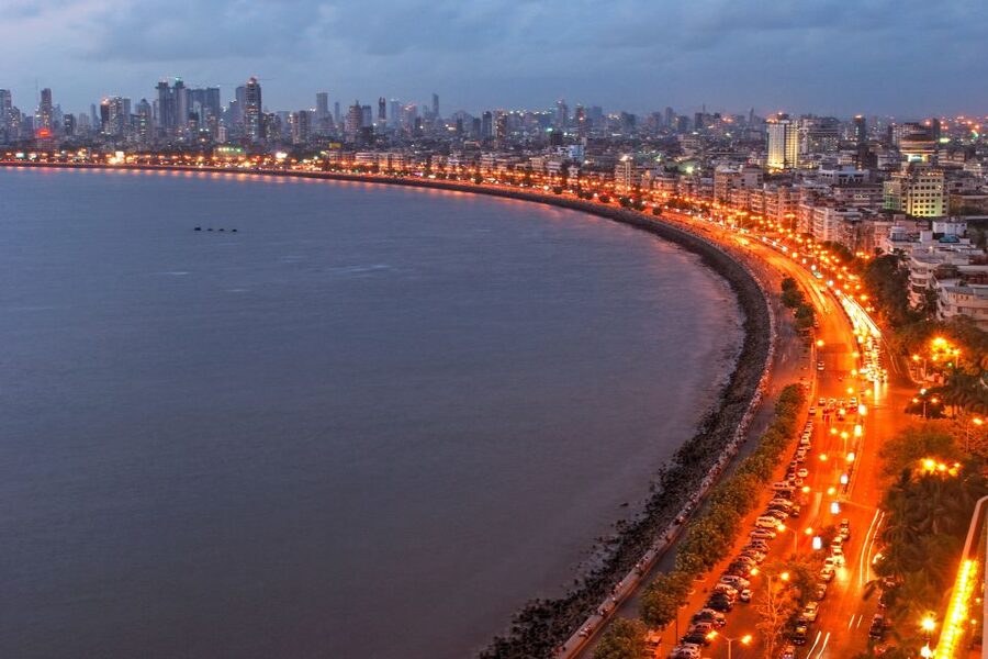 Mumbai: Full-Day Private Sightseeing Tour - Malabar Hill and a local Jain temple