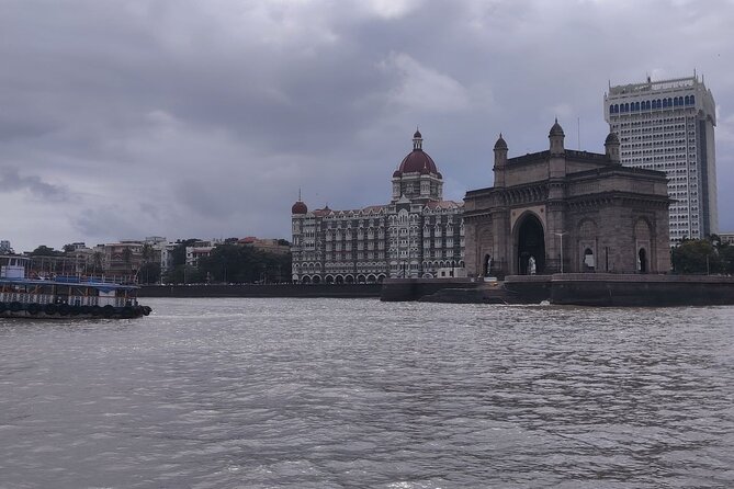 Mumbai Full-Day Sightseeing & Elephanta Caves Tour - CSMT, the University, and Mumbai’s grand civic center