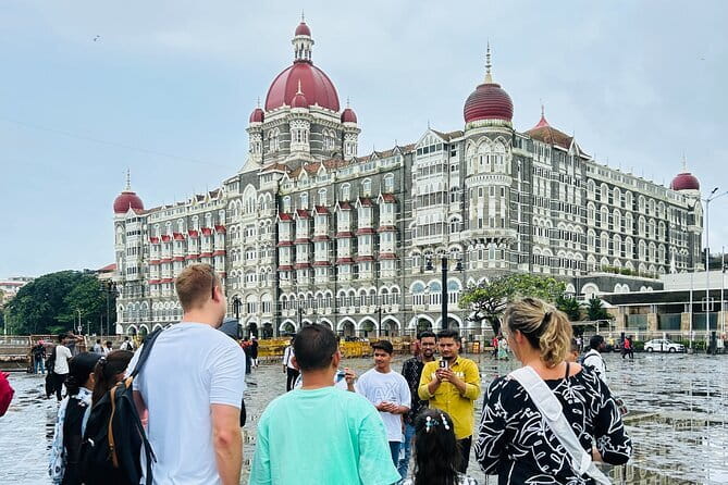 Mumbai Highlight : Exclusive Private Luxury Sightseeing Tour - Malabar Hill adds a higher viewpoint