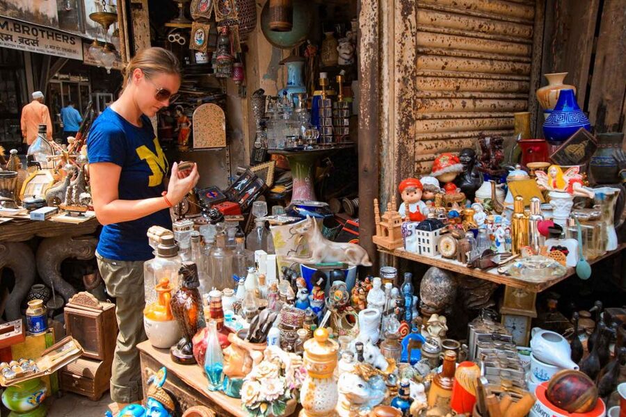 Mumbai: Local Transport & Dabbawallah Tour - Key points at a glance