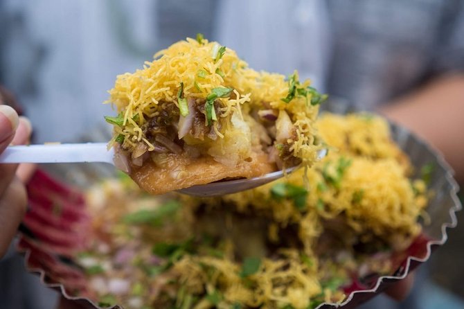 Mumbai Local with Street Food Tour in Private Vehicle - Mani Bhavan and Gandhi’s Mumbai