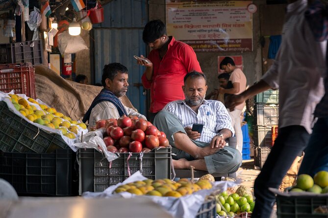 Mumbai Markets and Temples Tour - Pace, walking, and practical comfort