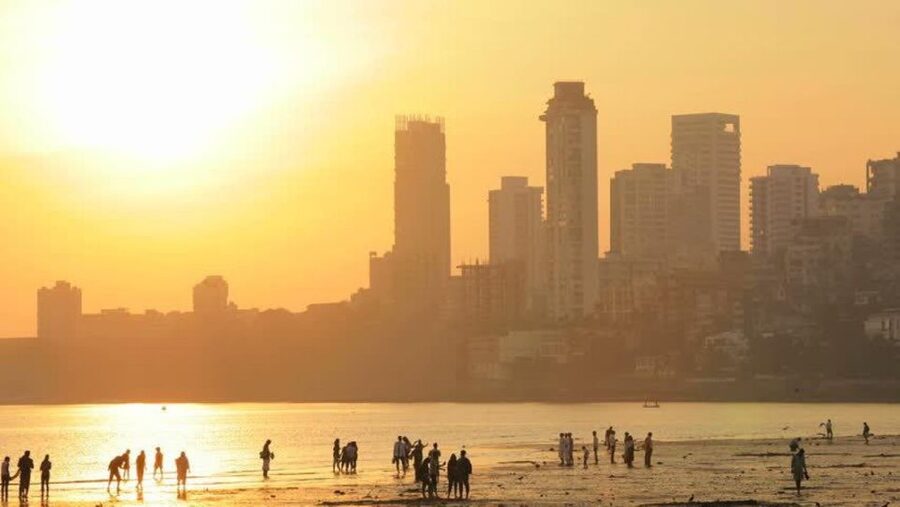Mumbai Night Tour - Gateway of India: Mumbai’s illuminated waterfront