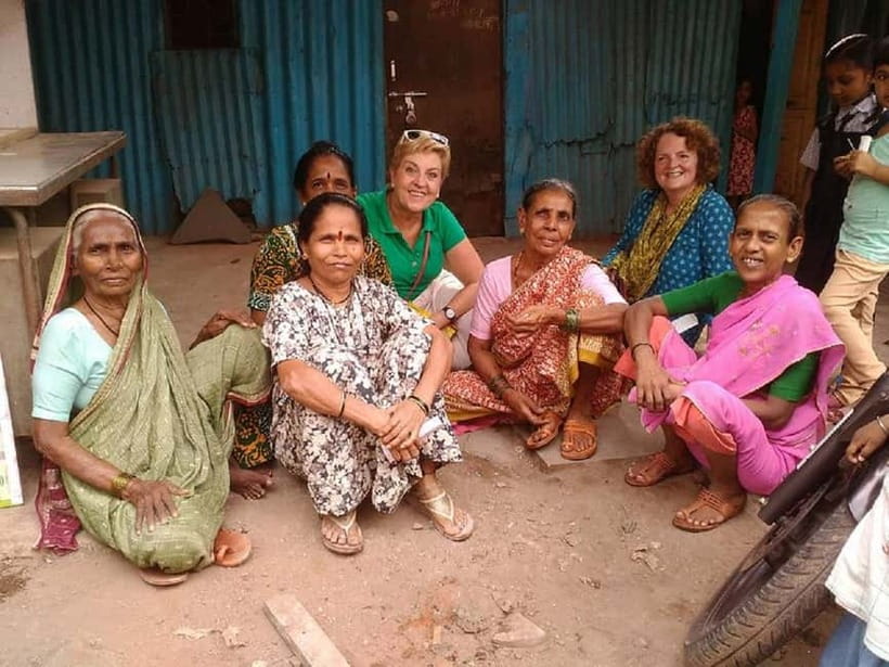 Mumbai: Private Dhobi Ghat Laundry & Slum Tour with Pickup - Looking beyond the Slumdog Millionaire connection
