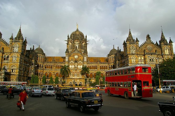 Mumbai Private Full-Day Sightseeing Tour - Chhatrapati Shivaji Terminus: Mumbai in one building