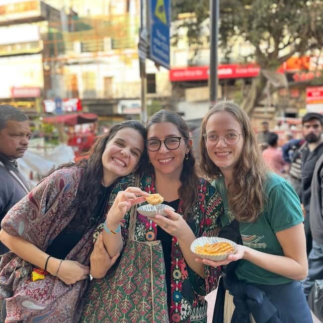 Mumbai: Private Night Sightseeing Tour with Pickup & Drop - Why Mumbai works so well at night