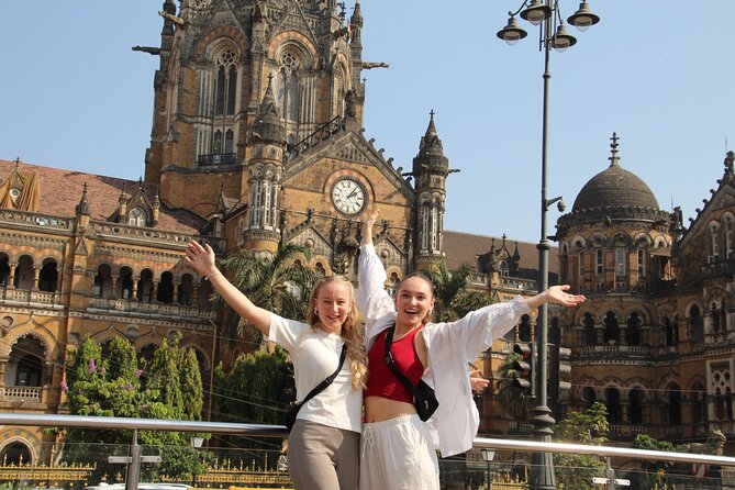 Mumbai Private Sightseeing Tour with Top Highlights - Mumbai in six hours: key points