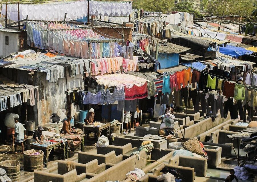 Mumbai: Private Walking Tour with a Local - Food Stops and Local Eating Advice