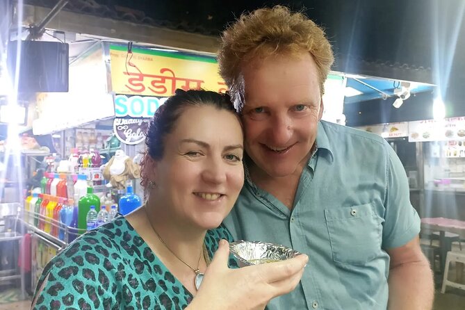Mumbai Street Food & Bazaar Tour with Local Transport - Minara Masjid And The Flavors Near Mohammed Ali Road