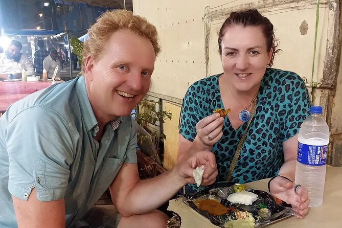Mumbai Street Food & Bazaar Tour with Local Transport - Mohammed Ali Road And A Five-Generation Ice Cream Stop