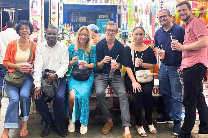 Mumbai Street Food & Beach Tour with 10+ Tastings - Key things to know before you book