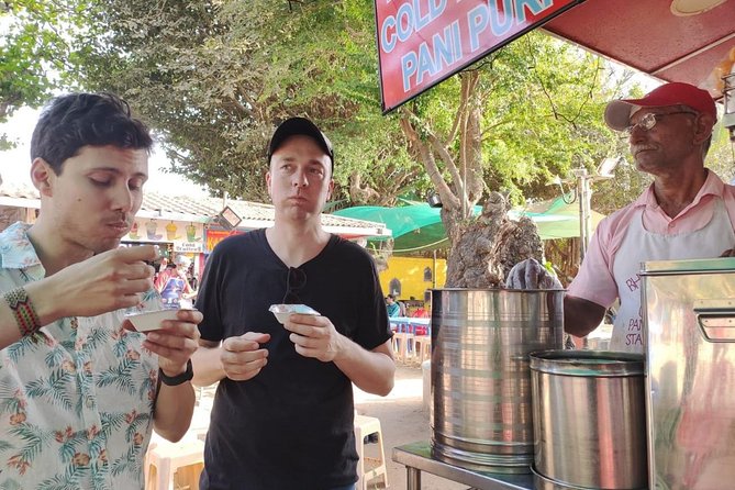 Mumbai Street Food Safari - Taj Icecream in Bohri Mohalla: An old-style finish