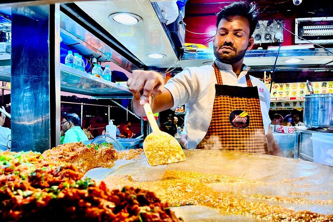 Mumbai: Street Food Tour - Chowpatty Beach and Mumbai’s vegetarian classics