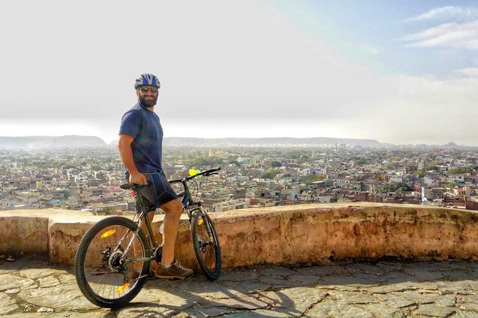 Nahargarh Cycle Tour in Jaipur - Tripolia Bazar and a proper Jaipur breakfast