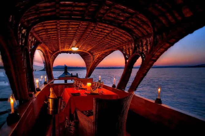 Nature Beauty, Backwater of Kerala Tour (05 Nights - 06 Days) - Alleppey is the trip’s defining overnight