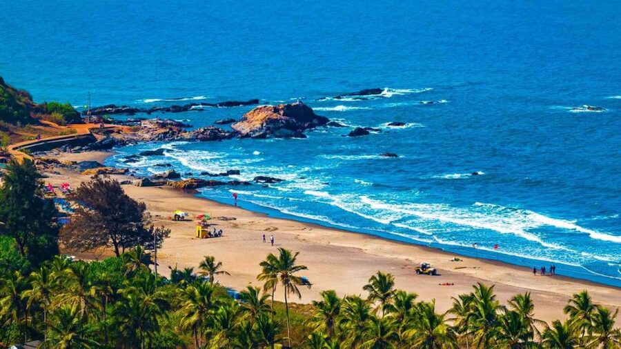 North Goa: Private Full-Day Tour with Pickup and Drop-Off - Aguada Lighthouse and a useful expectation check